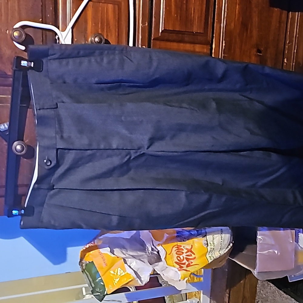 !! Mens 34/30 dress pants